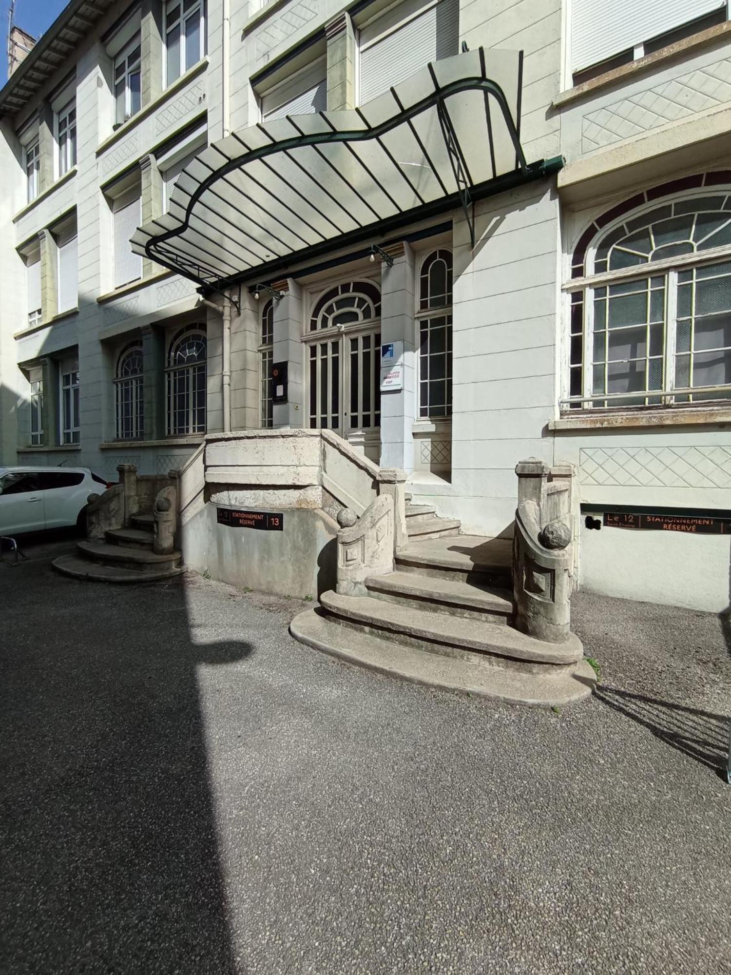 Le 12 Wifi Cosy Parking Gratuit Apartment Saint-Etienne  Exterior photo